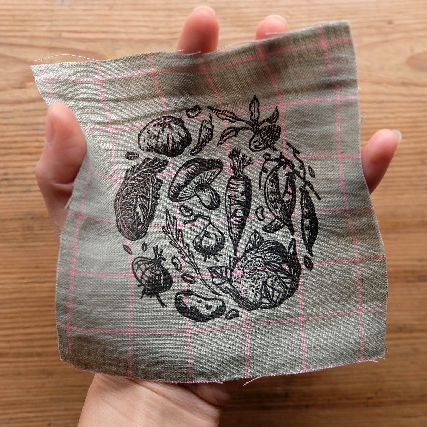 Vegetable Patch - Lino Printed Linen Fabric Patch